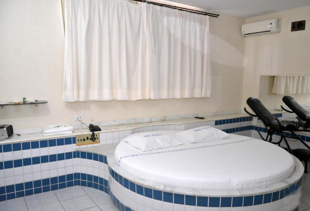 Motel Seculus Barretos Esterno foto