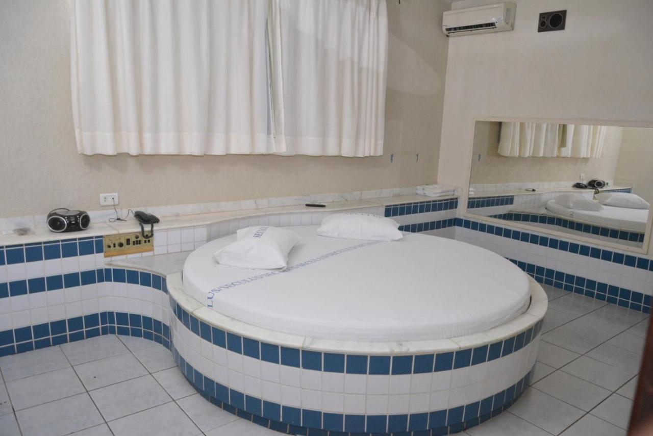 Motel Seculus Barretos Esterno foto